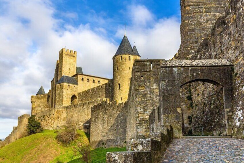 Explore Carcassonne in 60 minutes with a Local