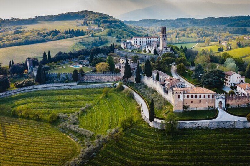 Experience Prosecco Hills with Wine and Food from Venice
