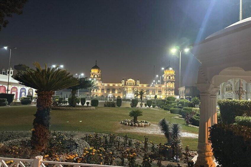 Nankana Sahib Gurdwara Janam Asthan Pilgrimage Day Trip