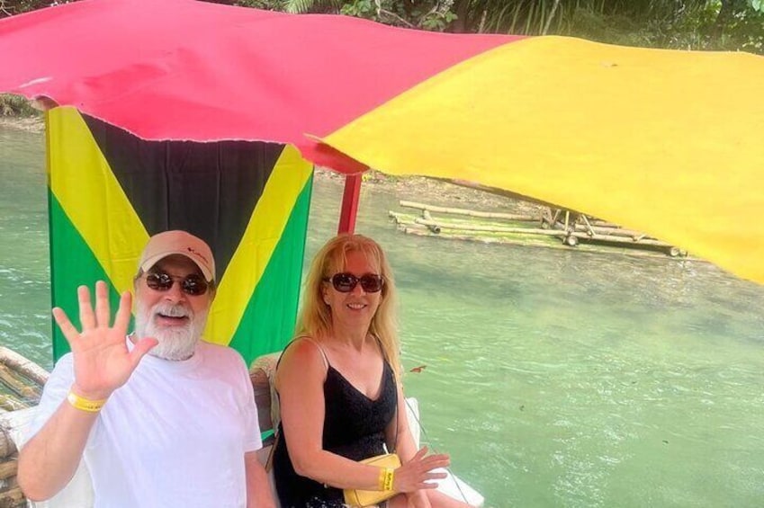 Bamboo River Rafting in Ocho Rios Jamaica .