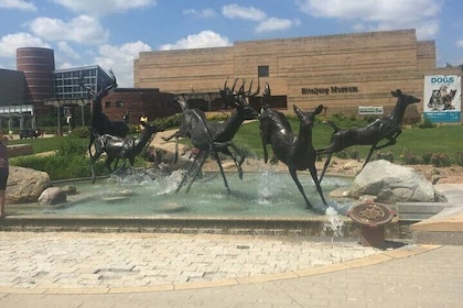 Indianapolis Scavenger Hunt: Connecting America