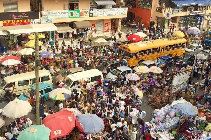 Explore the Vibrant City of Accra Half Day Tour 