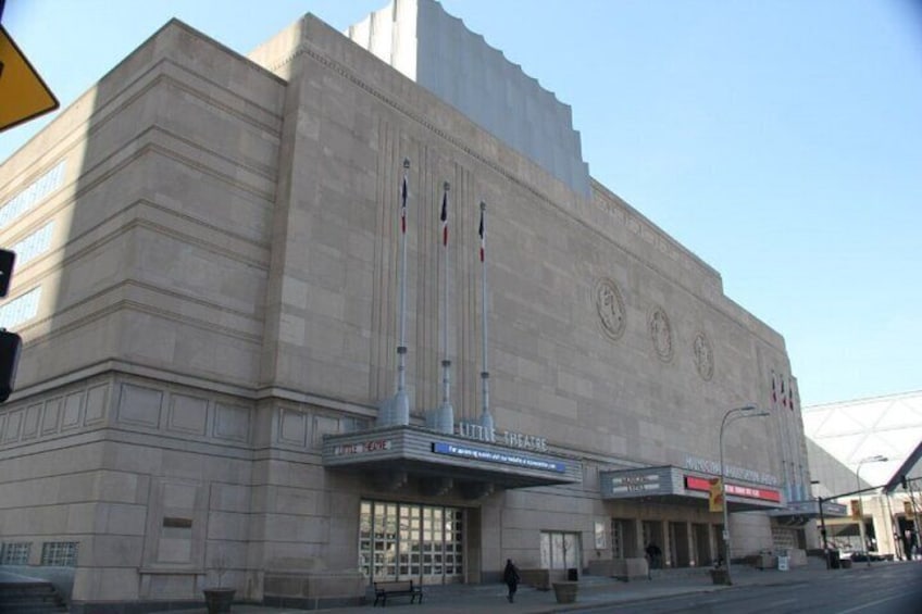 Kansas City Scavenger Hunt: Fountains, Fun & Hidden Finds