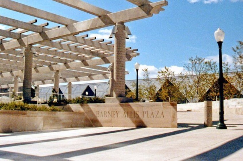 Kansas City Scavenger Hunt: Fountains, Fun & Hidden Finds