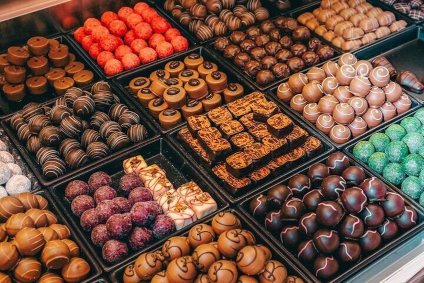 Bern: Chocolate Tasting and Walking Tour with a Local