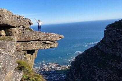 Table Mountain Kasteelspoort 到上电缆站 Ger 或 Eng