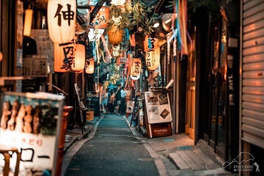 Shinjuku Bar Hopping Tour Experience Tokyo's Local Charm