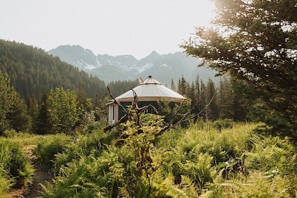 Glamping Remote Overnight Iceberg View Stay