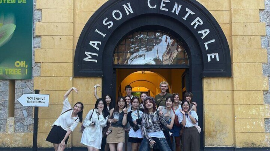Hoa Lo Prison and Little Paris Tour in Hanoi