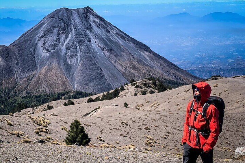 Full view of the collima volcano
