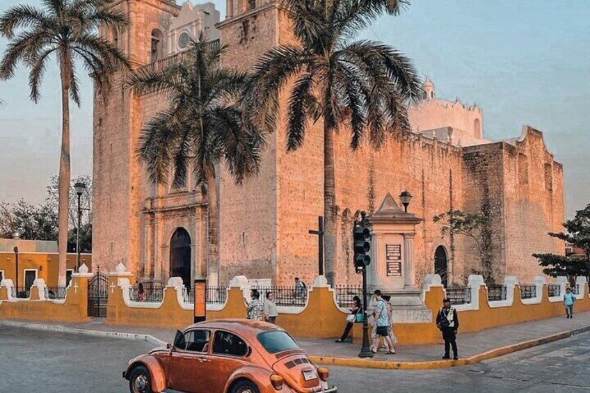 Chichen Itza Full Day Tour with Cenote and Valladolid from Cancun