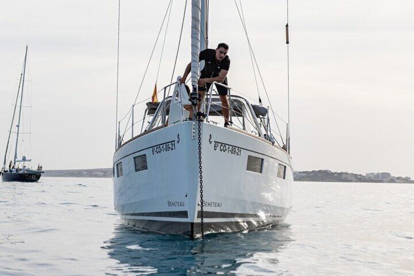 Private and exclusive sailing through the Bay of Palma and nearby coves
