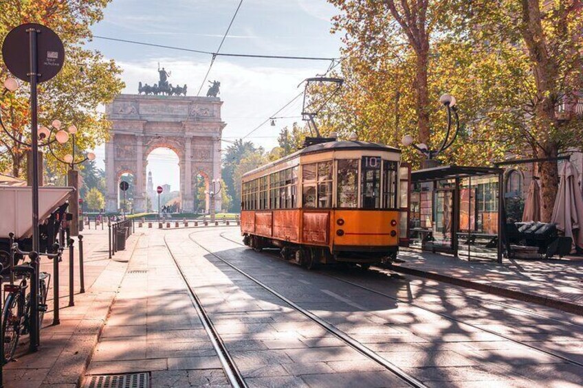 Explore Milano Via Lecco Bike Tour
