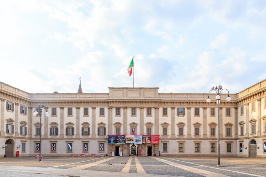 Explore Milano Via Lecco Bike Tour