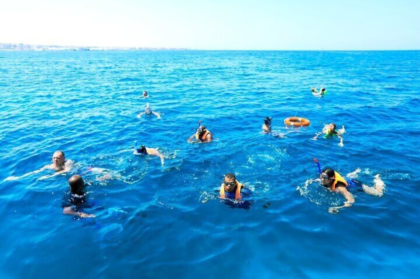 Hurghada snorkeling Semi-Submarine Trip, Island, Lunch & transfer