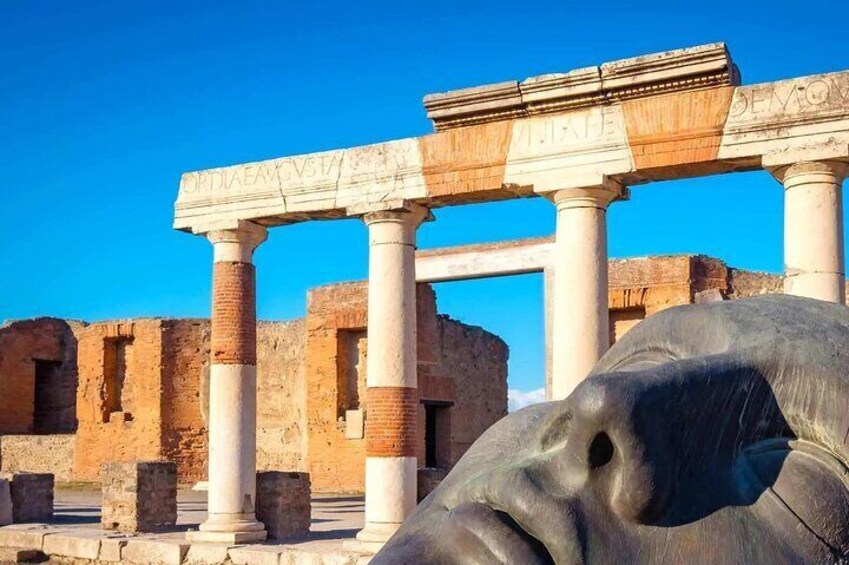 Pompeii from Salerno with Theme Lunch and Tickets Included