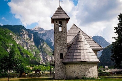 Hiking in the Beautiful Mountains of Albania, Thethi