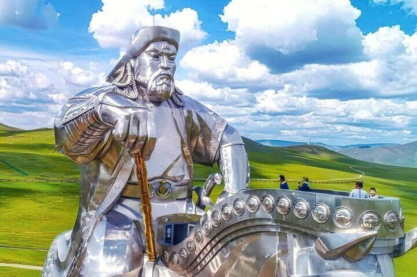 Private 4-Day Ulaanbaatar Chinggis Khan Statue Complex Tour