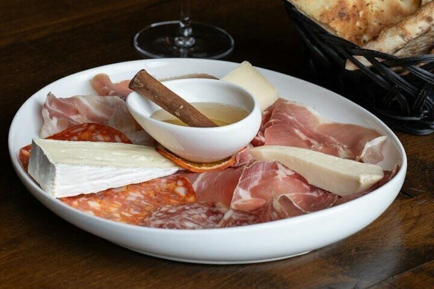 Loca meat tapas delicacies on platter