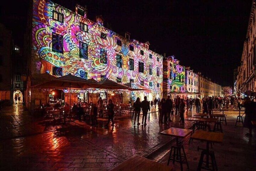 Amazing decorations during Lumiart festival in the Old Town