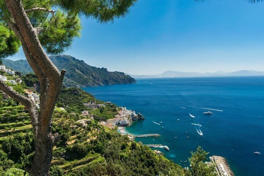 From Naples: Private Amalfi Coast Deluxe Tour 