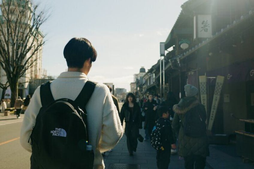 Shinjuku to Kawagoe Tour with Food Tasting and Photo Session