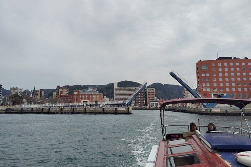 Explore Mojiko Port Cruise & Straits Adventure