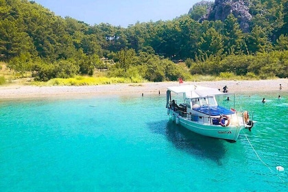 Porto Genoese Bay Crystal Waters Boat Tour Mud Bath and Lunch