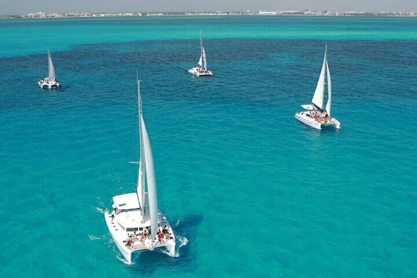 Catamaran Plus Reef Snorkeling and Isla Mujeres Visit