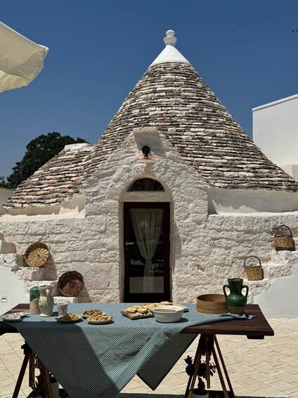 Castellana Grotte: Trullo Otium, Art and Cooking Experience
