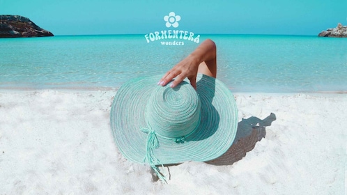 Ibiza: Formentera Cruise with Meals, Open Bar, Sunset & DJ