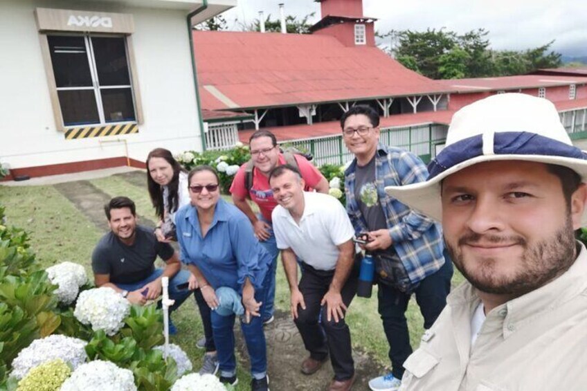 DoKa Coffee Farm & La Paz Waterfall Gardens tour from San Jose