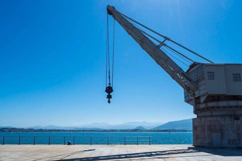 Guided tour in English of the center of Santander