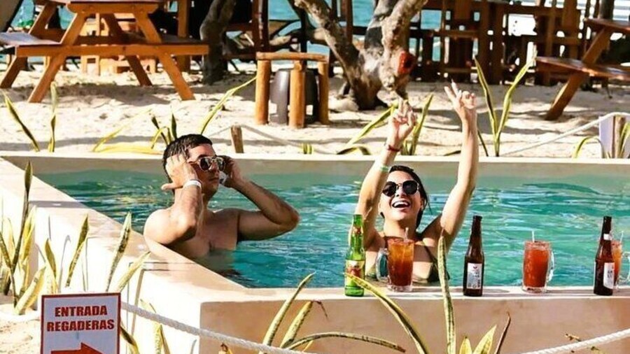 Progress Cocoloba V.I.P open bar and food included Beach club