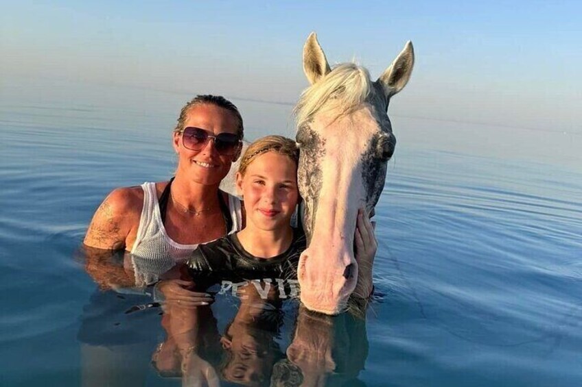 Desert and Red Sea Horseback Riding Tour with Transfers Hurghada