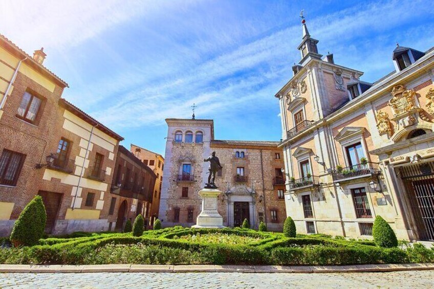 Madrid on Wheels Bicycle Tour