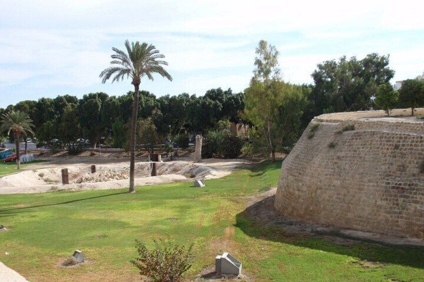 Venetian Walls