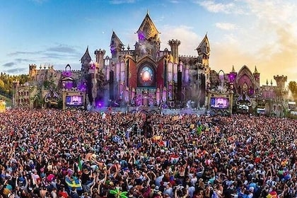 Private Luxury Transfer: Brussels to Tomorrowland Boom