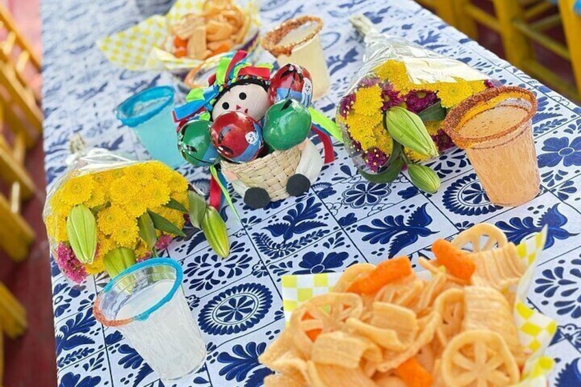 Mexican Festival and Drinks in Trajineras de Xochimilco