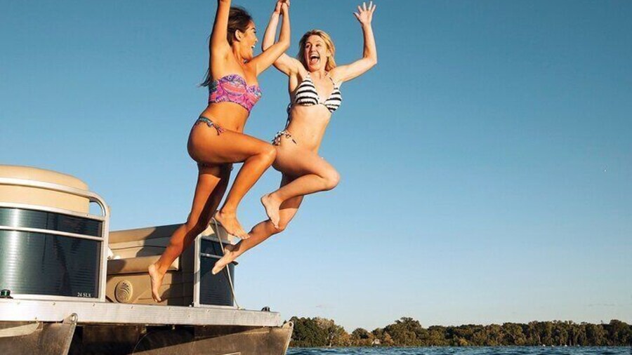 Pontoon Party on the St John River for Four Hours
