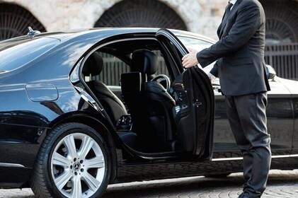 Private Arrival Transfer from Brussels to Amsterdam by Luxury car