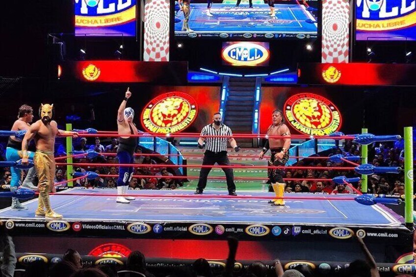 Mexican Wrestling and Gastronomy Show