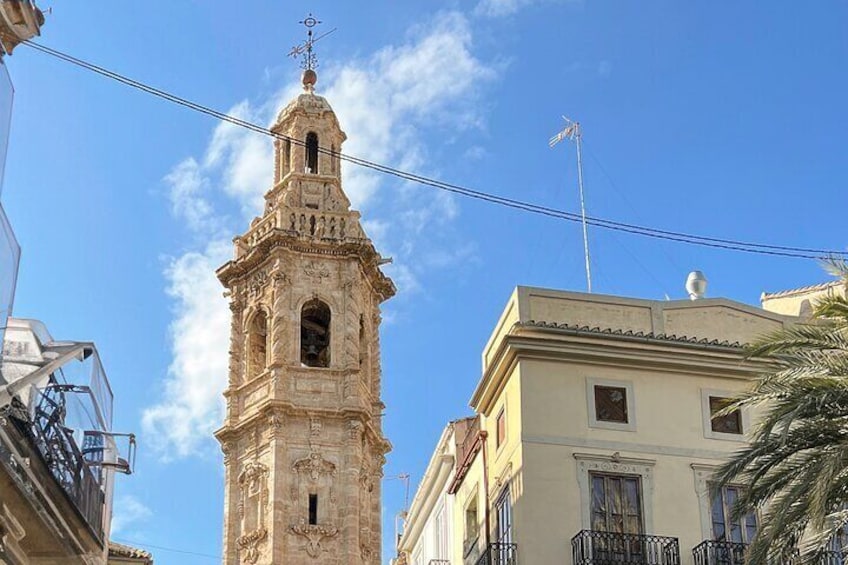 Valencia in Focus Unforgettable Photographic Tour