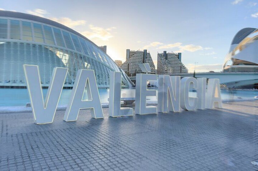 Valencia in Focus Unforgettable Photographic Tour