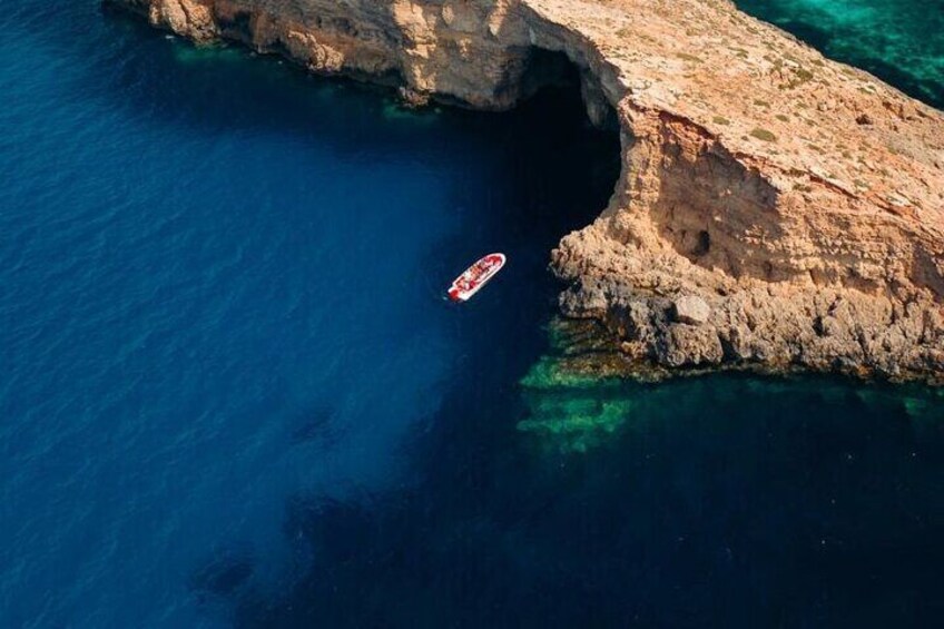 Private Boat Tour from Camino Island and Gozo 