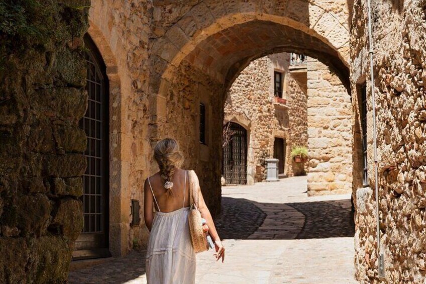 Explore Perpignan in 60 Minutes with a Local