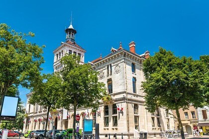Explore Valence in 60 minutes with a Local