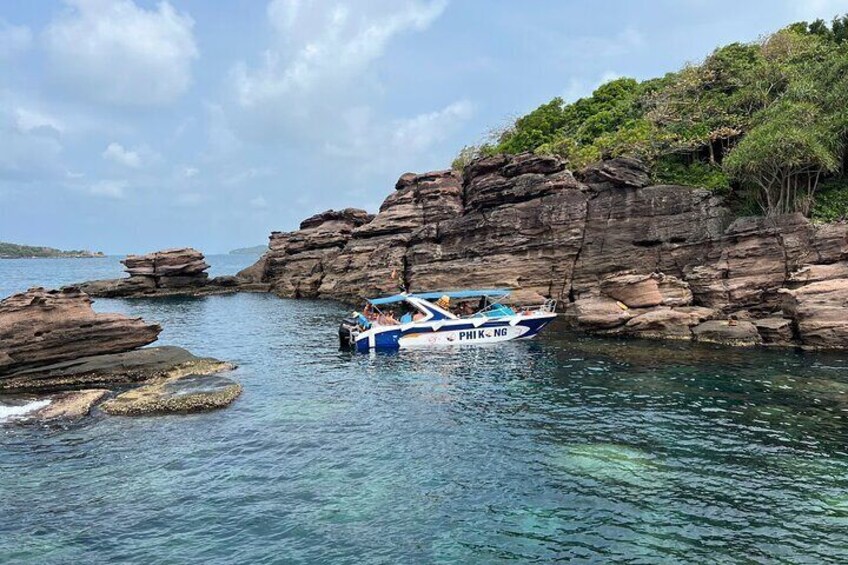 Snorkeling tour to the south & BBQ