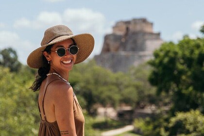 Uxmal, two Amazing Cenotes & Local Food Tour from Mérida