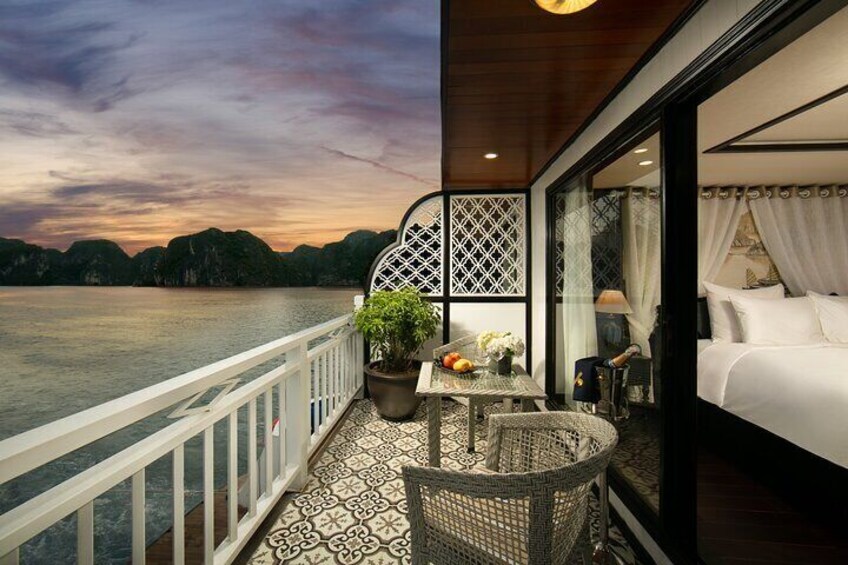 Discover the Beauty of Lan Ha Bay Full Day with Stunning Sunrise